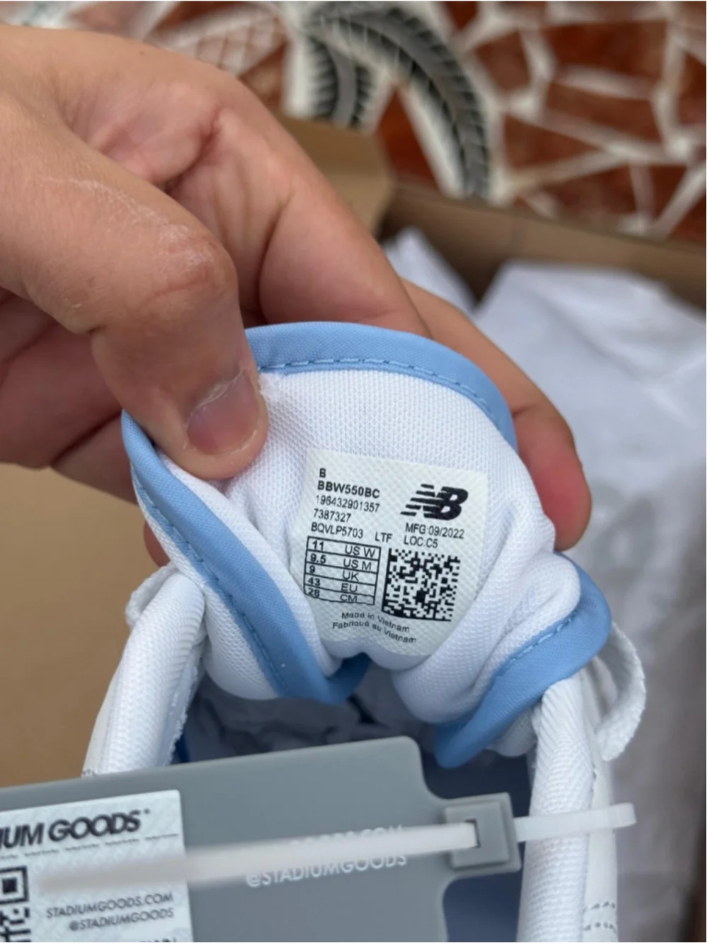 Gemini said New Balance 550 Women's "University Blue" UNC - Size 11W BBW550BC - Picture 3 of 6